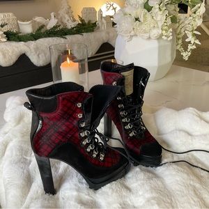 Dsquared2 gorgeous cowhide and leather boots European size 38, which is 7 1/2- 8